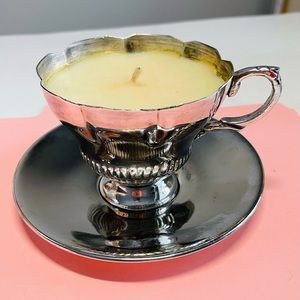 Scented candle in cup & Saucer
